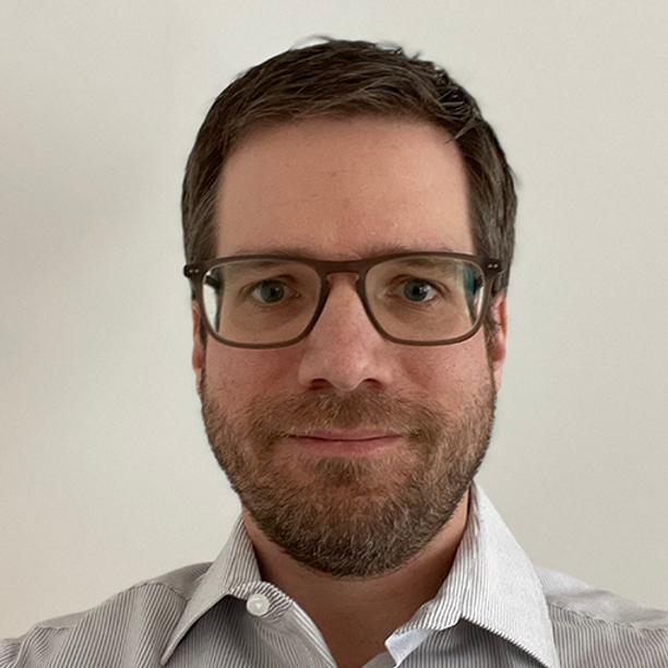 Sven Pecher - Management